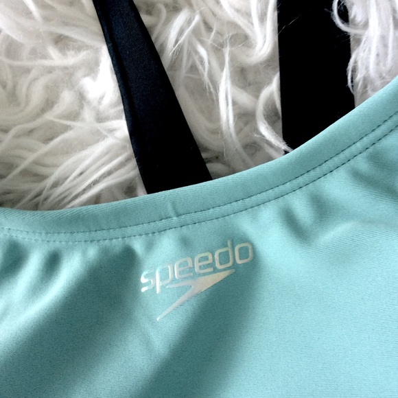 NWT Speedo Quantum Fusion Bikini Top - Picture 12 of 12